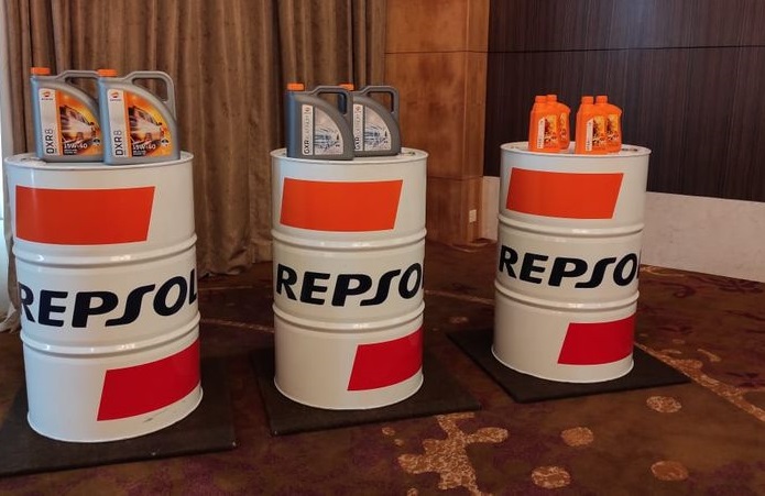 Repsol Trac UTTO sae 10W-30 Powershift Transmission Oil